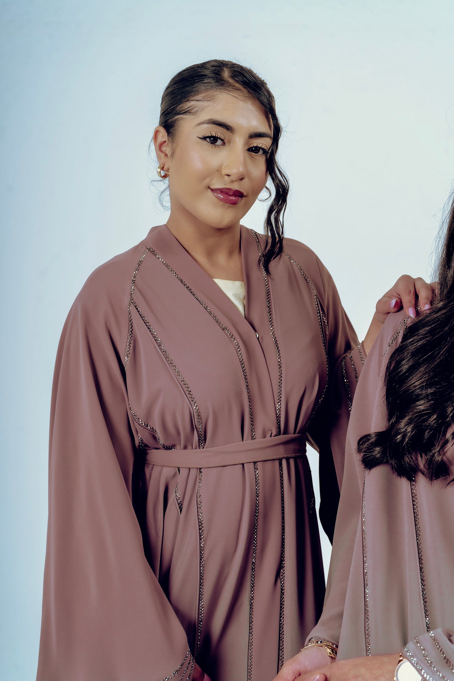 Amira - أَمِيرَة
