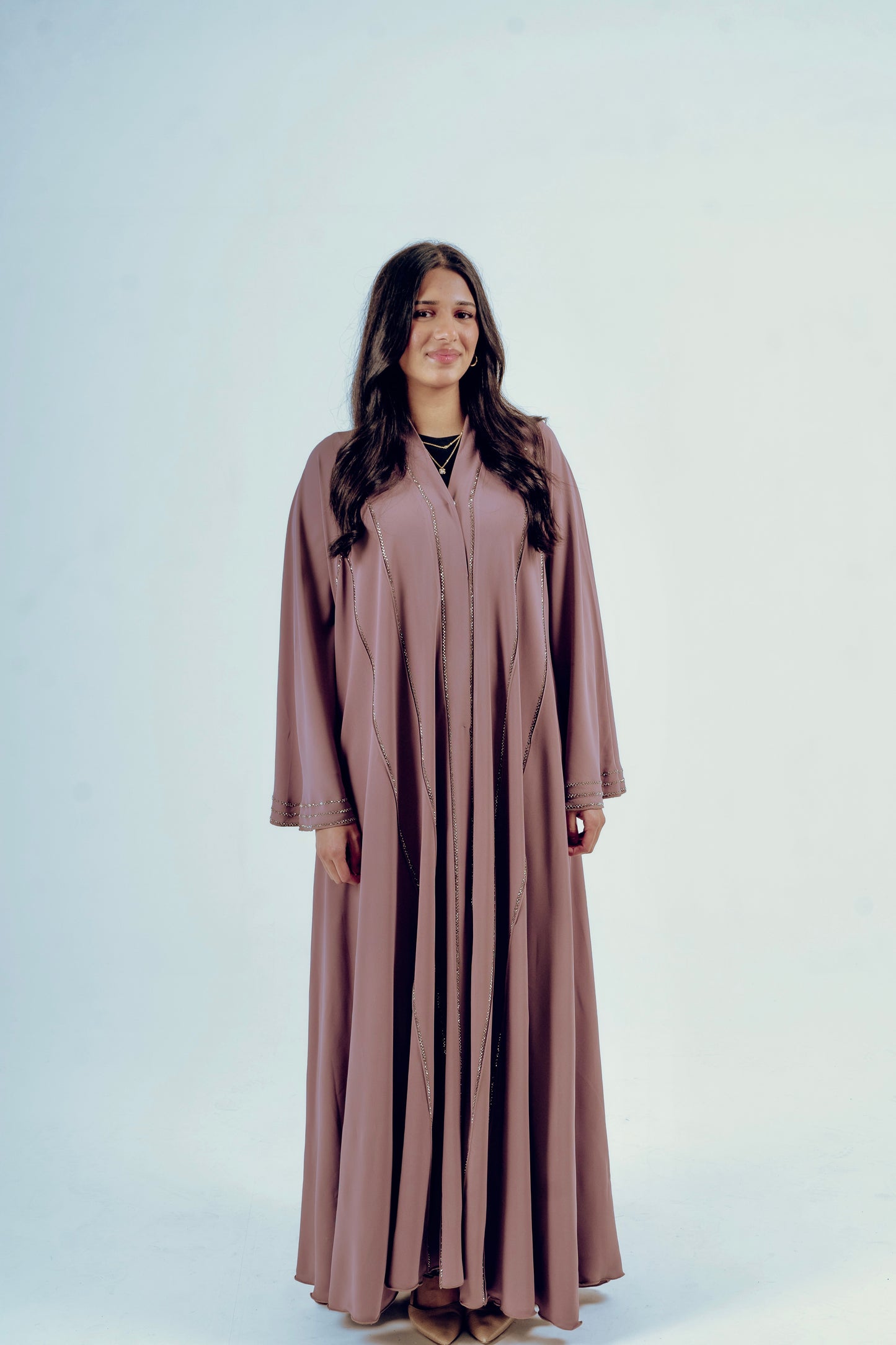 Amira - أَمِيرَة