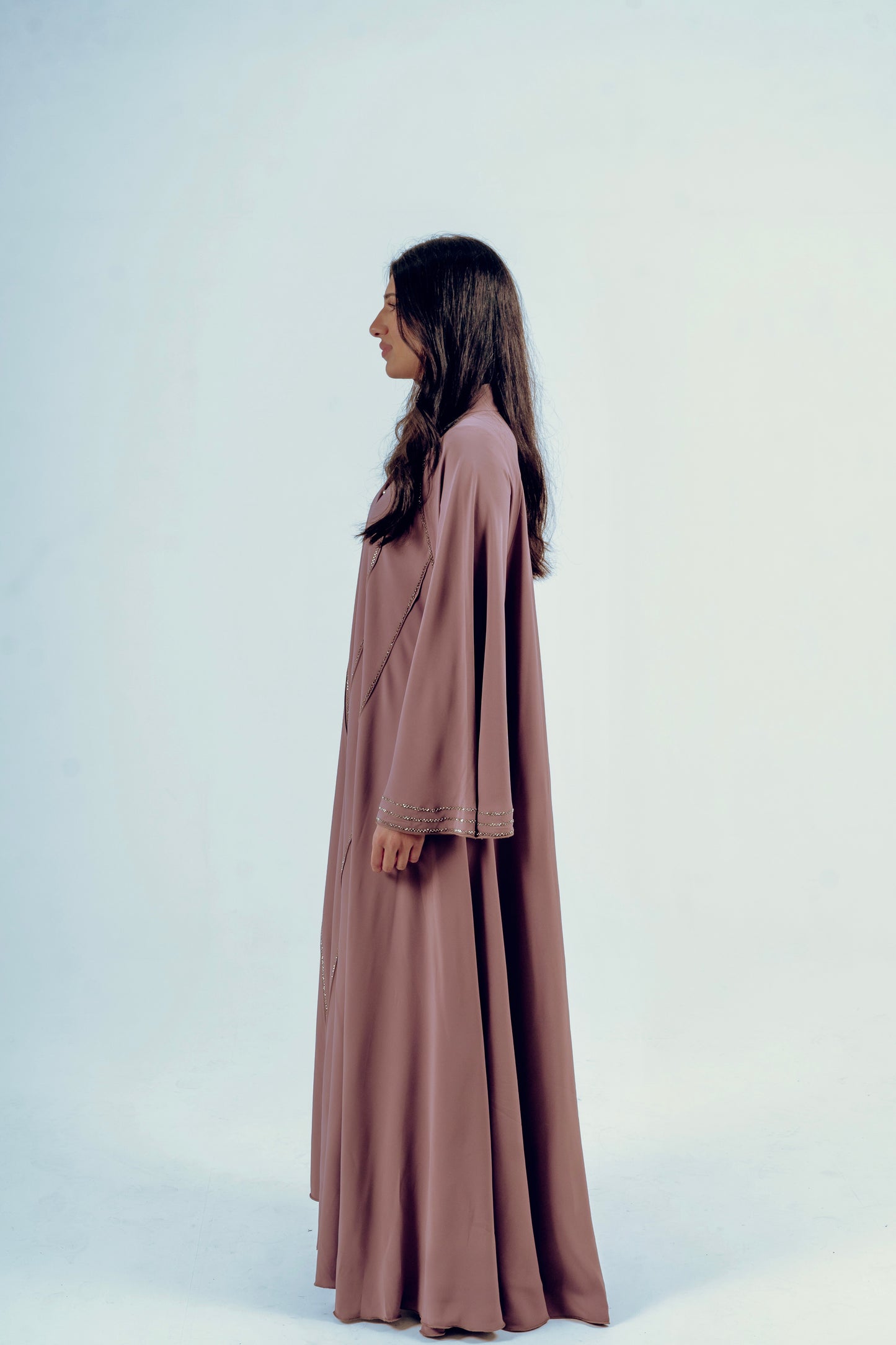Amira - أَمِيرَة